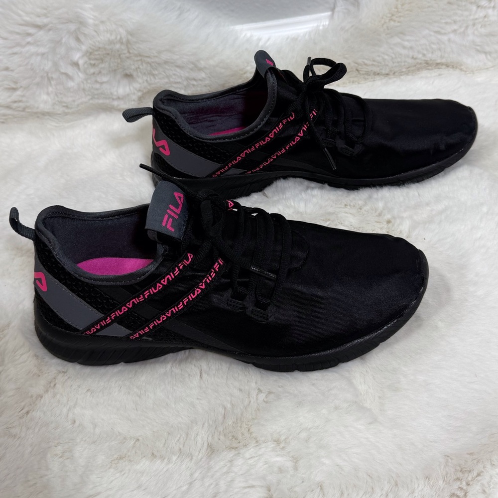 Fila Shoes Black and Pink Sneakers, Size 9.5